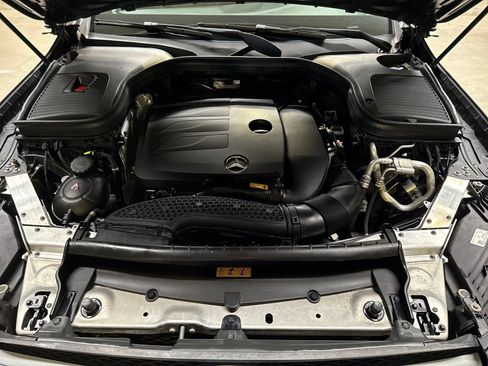 Used 2022 Mercedes-Benz GLC 300 4MATIC image 20