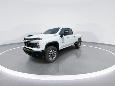 New 2026 Chevrolet Silverado 2500 Custom w/ Custom Value Package AWD/4WD image 4