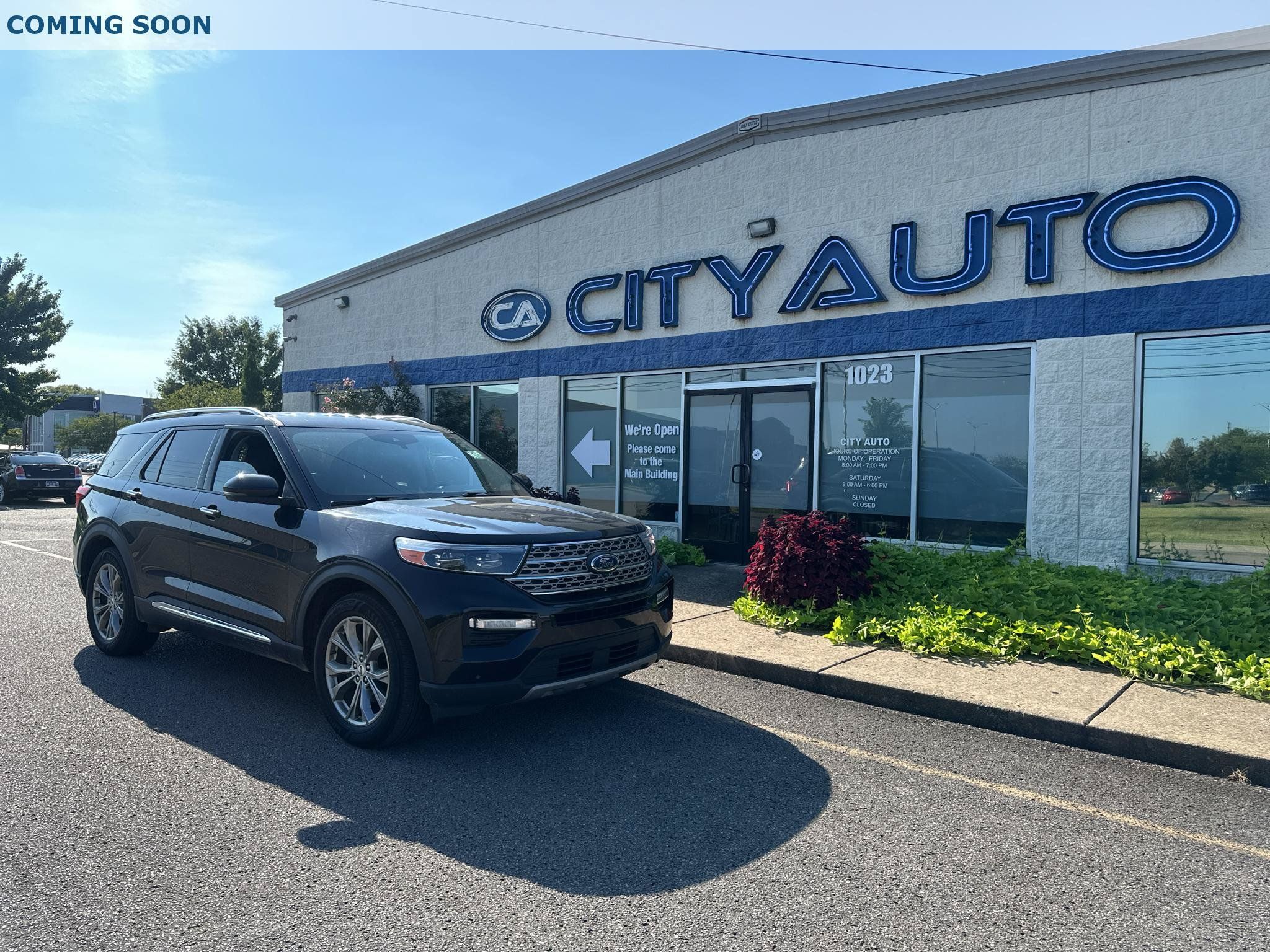 Used 2023 Ford Explorer Limited w/ Equipment Group 301A RWD image 1