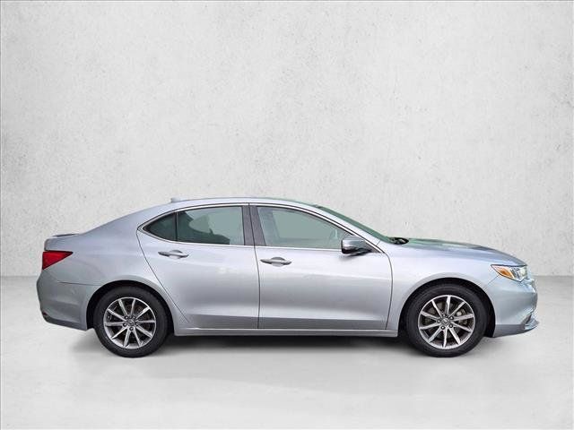 Used 2018 Acura TLX FWD image 4