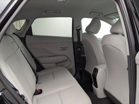 Used 2024 Hyundai Kona SEL FWD image 18