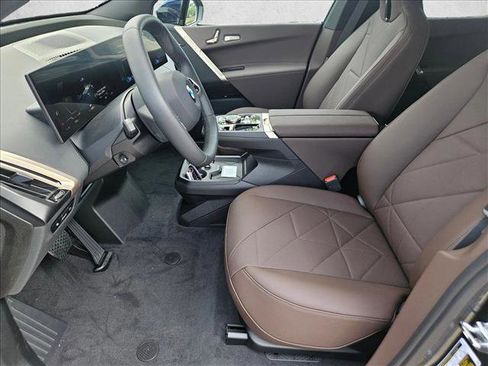 Used 2026 BMW iX xDrive45 image 15