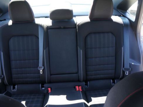 Used 2019 Volkswagen Jetta GLI image 38