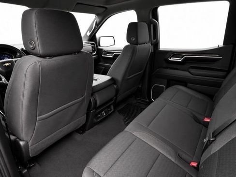Used 2022 Chevrolet Silverado 1500 LT AWD/4WD image 12
