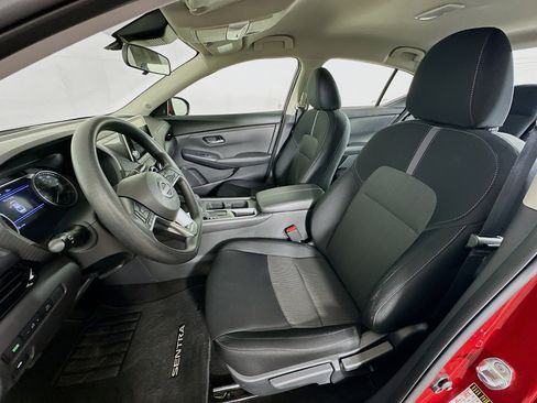 Used 2024 Nissan Sentra SV image 13