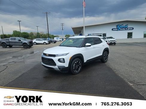 Used 2022 Chevrolet TrailBlazer LT w/ Driver Confidence Package FWD image 1