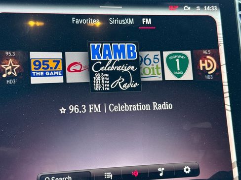 New 2025 Mercedes-Benz SL 63 AMG S e Performance 4MATIC image 23