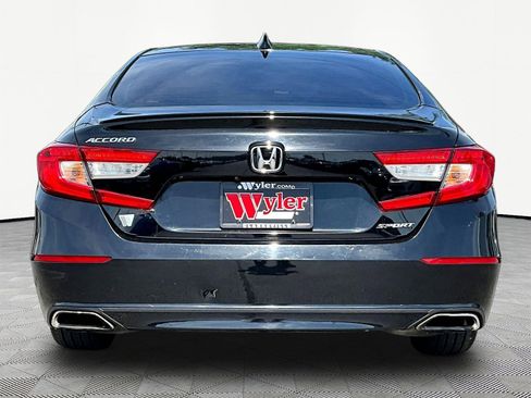 Used 2019 Honda Accord Sport image 5
