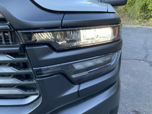 New 2026 RAM 2500 Tradesman AWD/4WD image 27