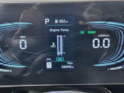 Used 2024 Kia Niro SX Touring FWD image 19