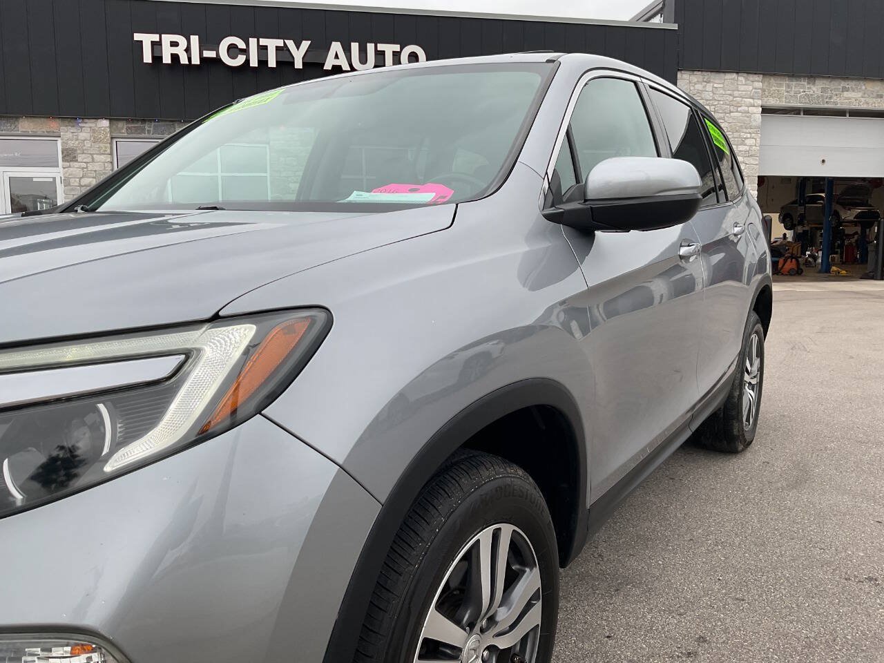 Used 2016 Honda Pilot EX-L image 2