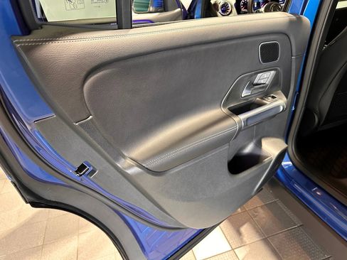 Used 2024 Mercedes-Benz GLB 250 4MATIC image 26