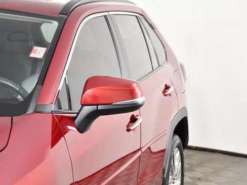Used 2022 Toyota RAV4 Limited w/ Limited Grade Weather Package AWD/4WD image 13