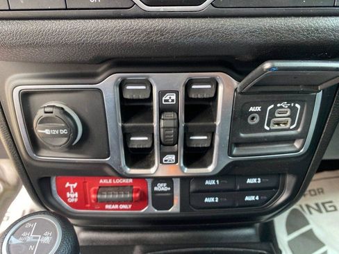 Used 2025 Jeep Wrangler Unlimited Sport S 4xe AWD/4WD image 13