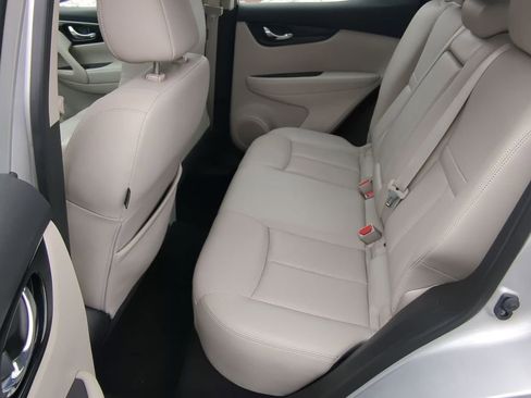 Used 2019 Nissan Rogue Sport SL w/ Premium Package AWD/4WD image 25