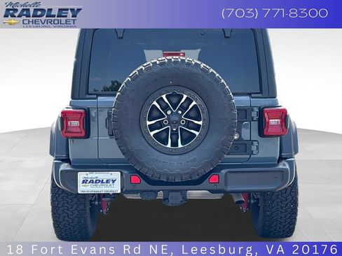 Used 2024 Jeep Wrangler Unlimited Sport AWD/4WD image 4
