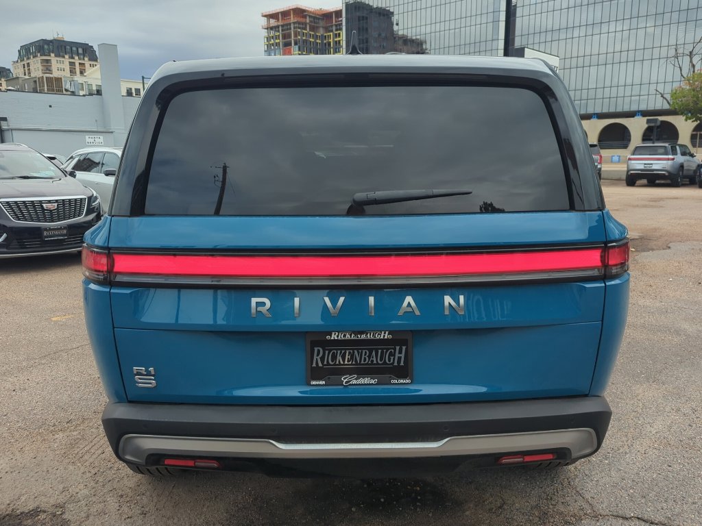 Used 2025 Rivian R1S Adventure Dual AWD/4WD image 6