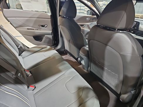 New 2026 Hyundai Elantra SEL Sport Premium FWD image 11