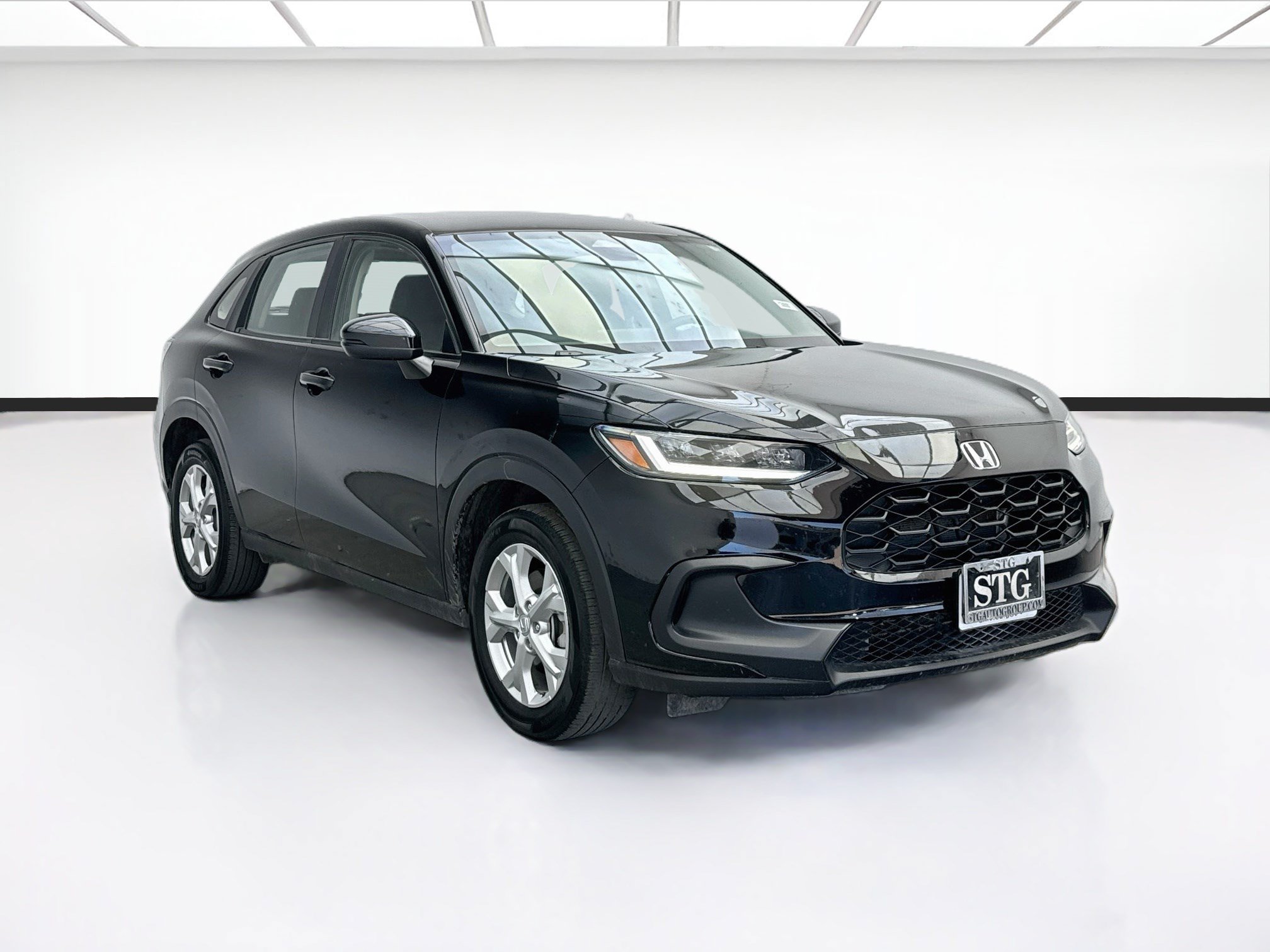 Used 2025 Honda HR-V LX image 3