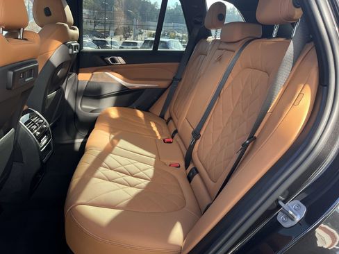 Certified 2023 BMW X5 xDrive40i w/ Premium Package image 31