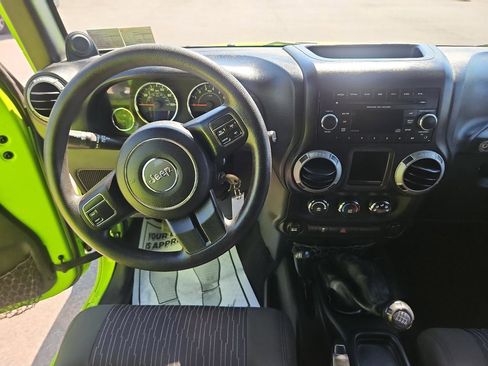 Used 2012 Jeep Wrangler Unlimited Sport AWD/4WD image 23