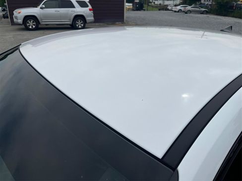 Used 2025 Hyundai Elantra N FWD image 12