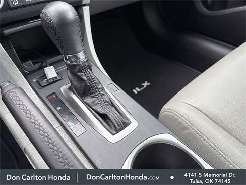Used 2018 Acura ILX image 23