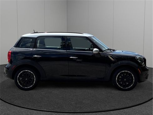 Used 2016 MINI Cooper Countryman S image 10