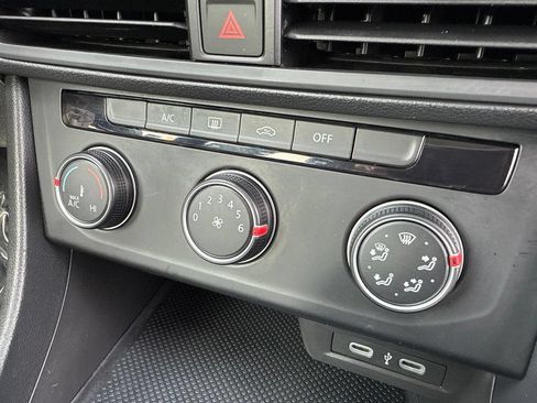 Used 2024 Volkswagen Jetta S FWD image 31