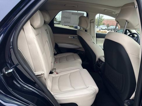 New 2026 Genesis GV70 2.5T Advanced image 11