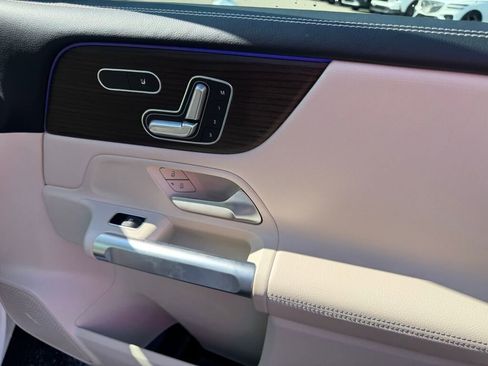 New 2026 Mercedes-Benz GLB 250 4MATIC image 22