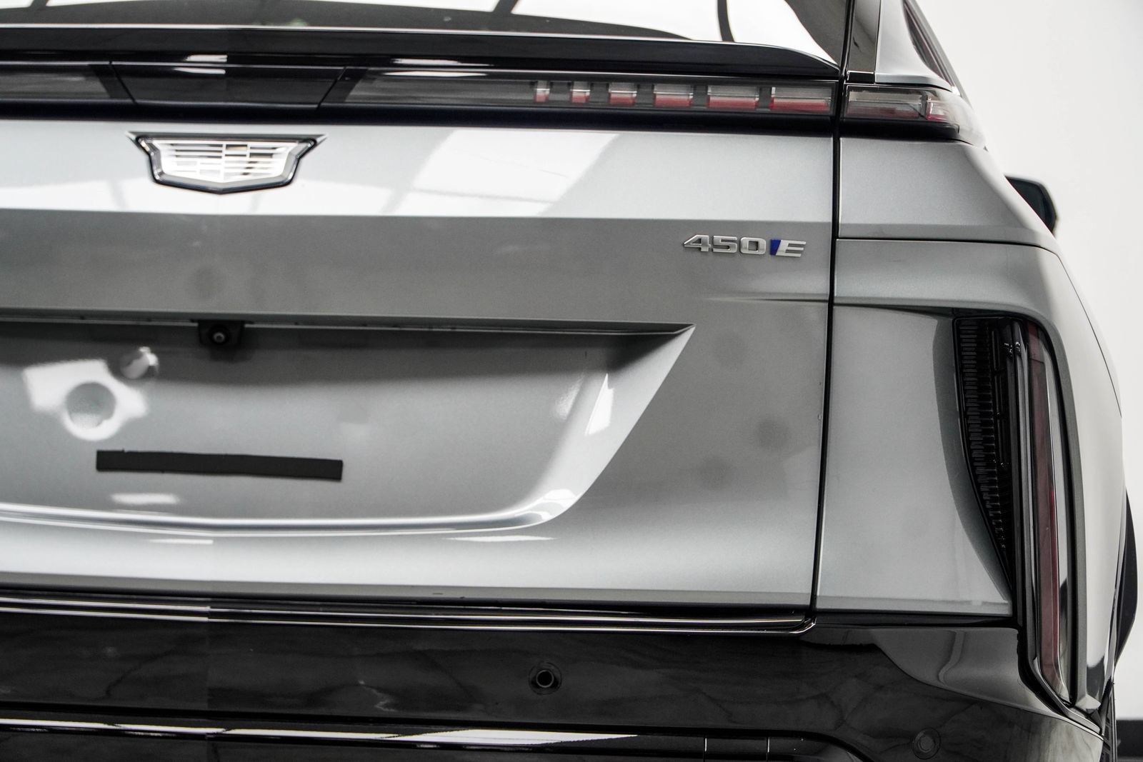 Used 2024 Cadillac Lyriq Sport RWD image 14