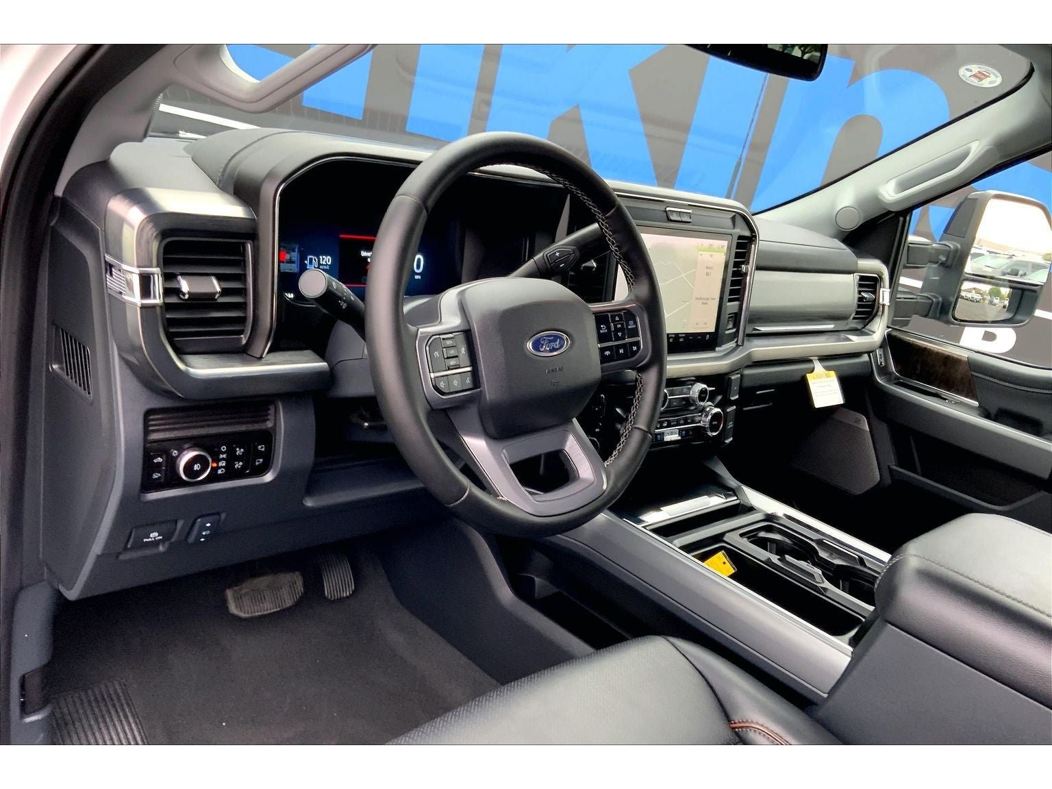 Used 2025 Ford F350 Lariat AWD/4WD image 16