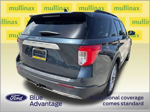 Used 2023 Ford Explorer XLT w/ Equipment Group 202A RWD image 4