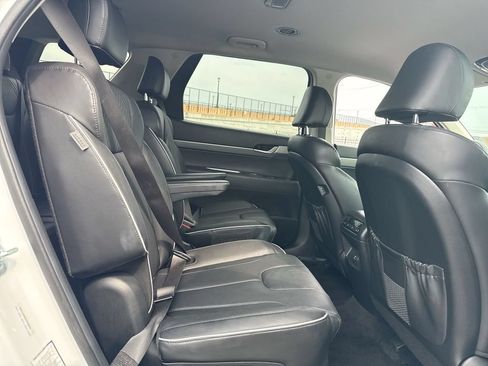 Used 2025 Hyundai Palisade SEL FWD image 28
