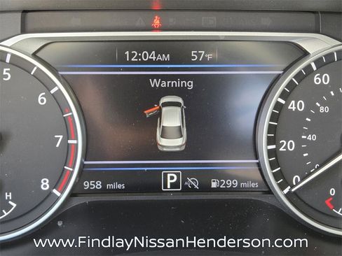 Used 2025 Nissan Sentra SR image 32