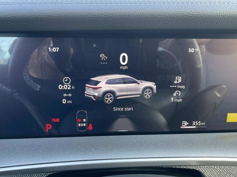 New 2026 Volkswagen Tiguan S FWD image 20