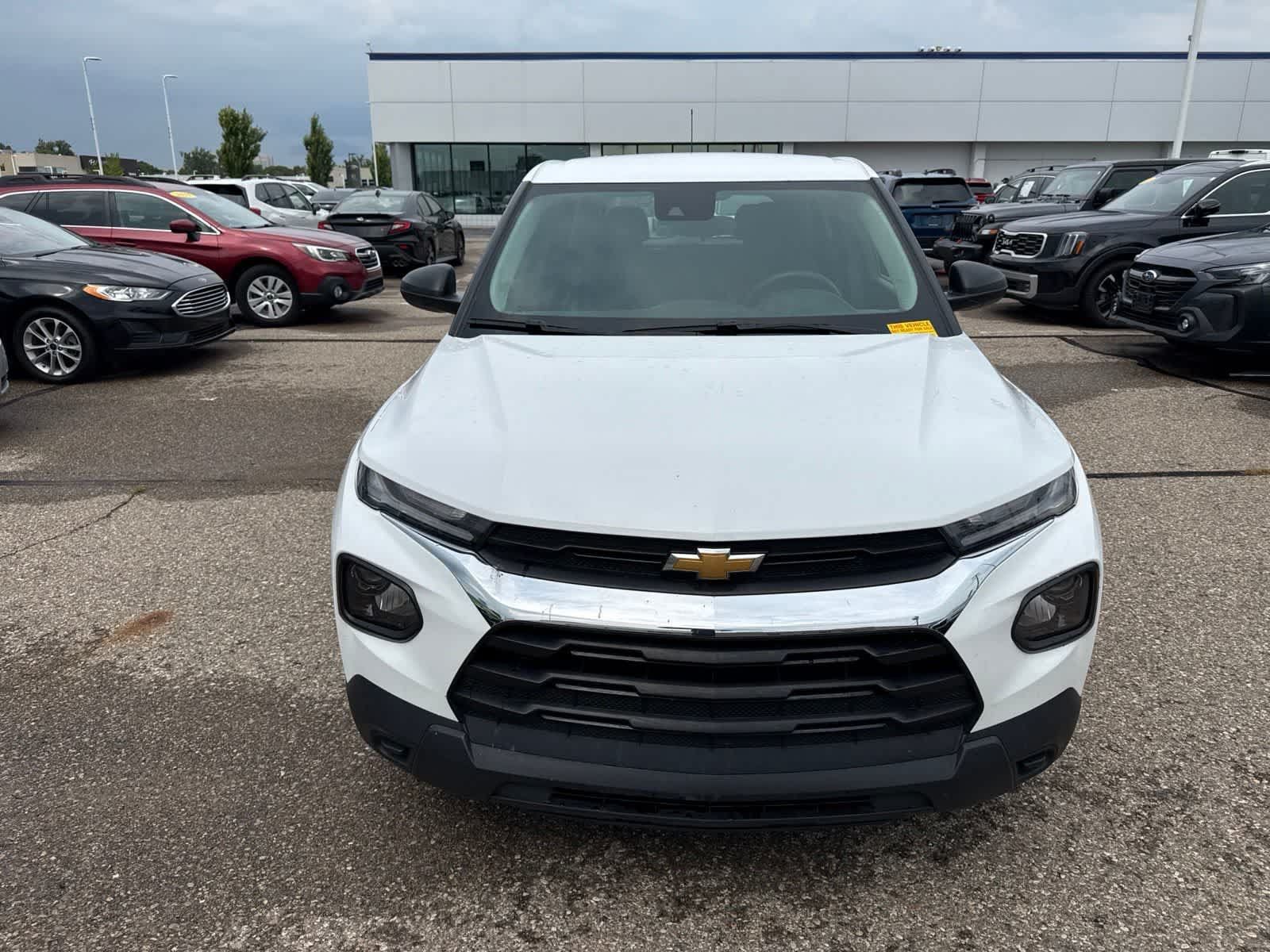 Used 2023 Chevrolet TrailBlazer LS FWD image 10