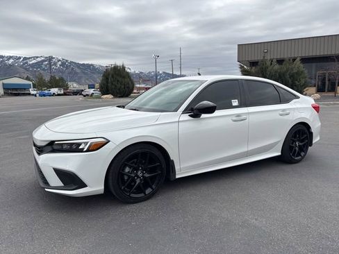 Used 2024 Honda Civic Sport image 7