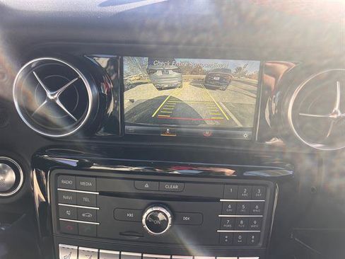 Used 2020 Mercedes-Benz SLC 300 image 15