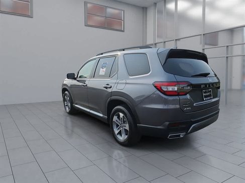 Certified 2026 Honda Pilot EX-L image 7