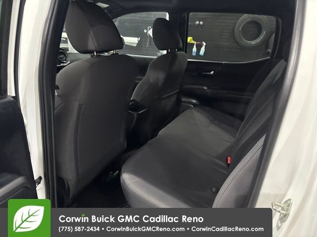 Used 2017 Toyota Tacoma TRD Off-Road AWD/4WD image 14