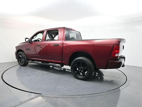 Used 2018 RAM 1500 Express w/ Express Value Package AWD/4WD image 5