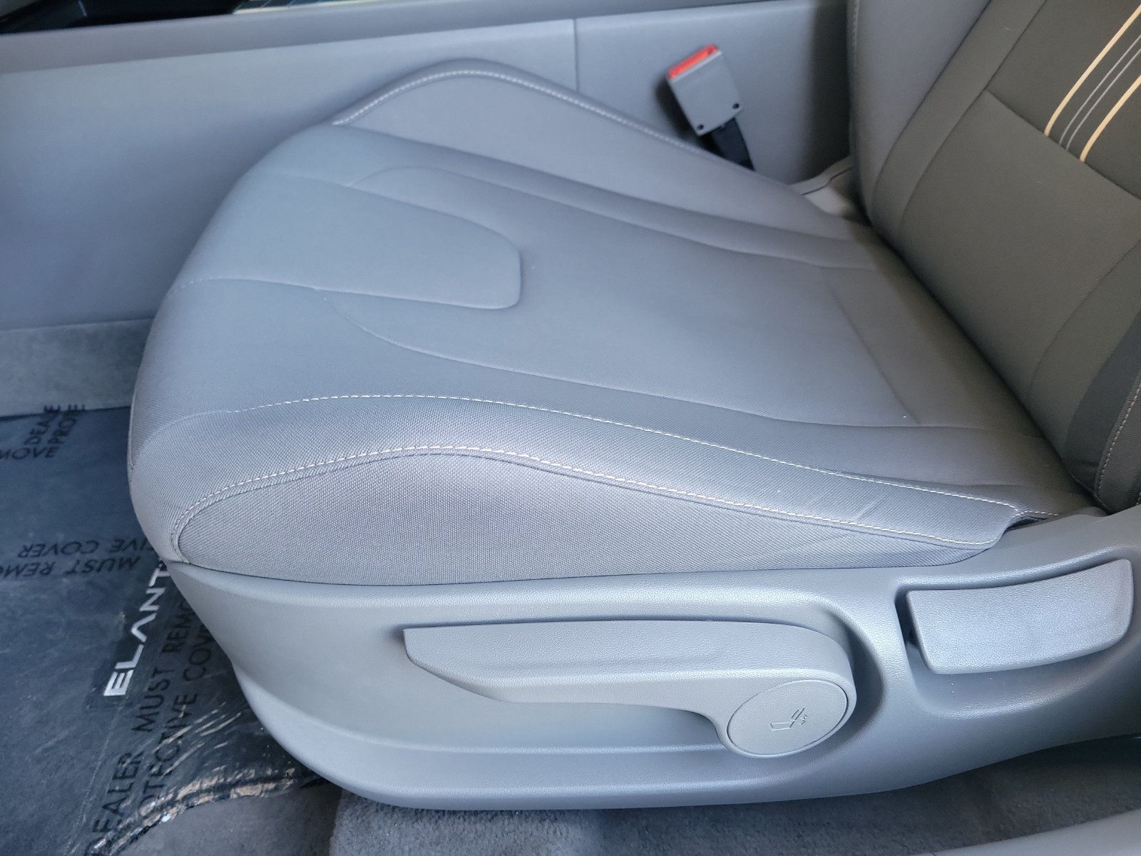Certified 2025 Hyundai Elantra Sport FWD image 21
