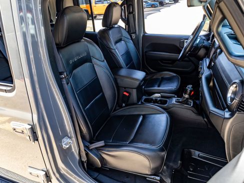 Used 2021 Jeep Gladiator Overland w/ Popular Equipment Package image 29