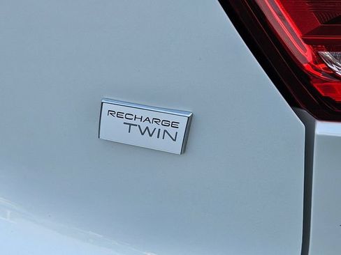 Certified 2023 Volvo XC40 Recharge Plus w/ Protection Package Premier AWD/4WD image 11