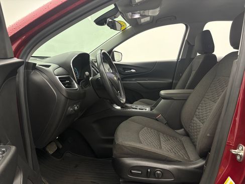 Used 2020 Chevrolet Equinox LT w/ Driver Convenience Package FWD image 17
