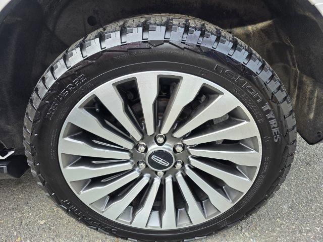 Used 2021 Lincoln Navigator Reserve w/ Luxury Package AWD/4WD image 21