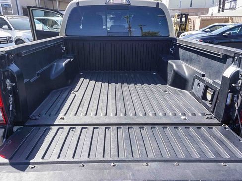 Used 2019 Toyota Tacoma TRD Off-Road w/ Technology Package image 24