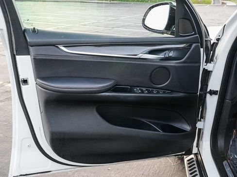 Used 2017 BMW X5 xDrive35i image 9